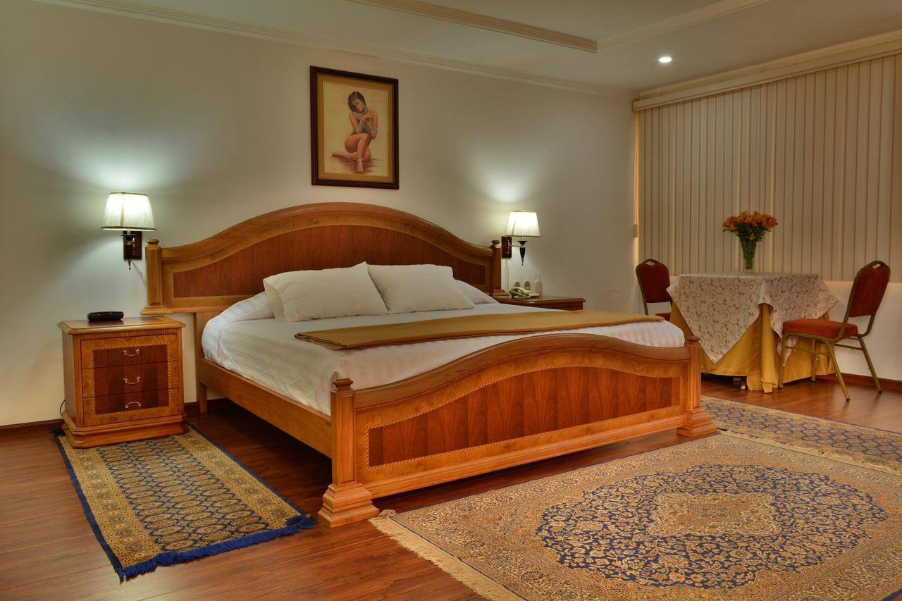 Hotel Cordero Cuenca Zewnętrze zdjęcie